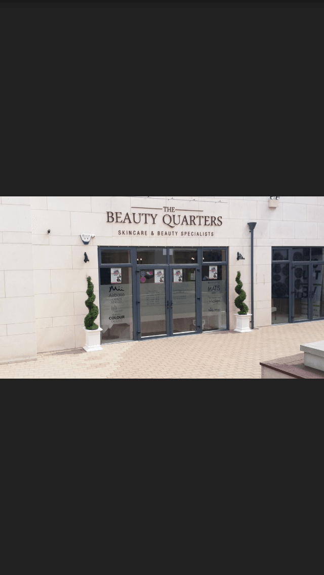 Queen Beauty Oranmore Gaillimh photo
