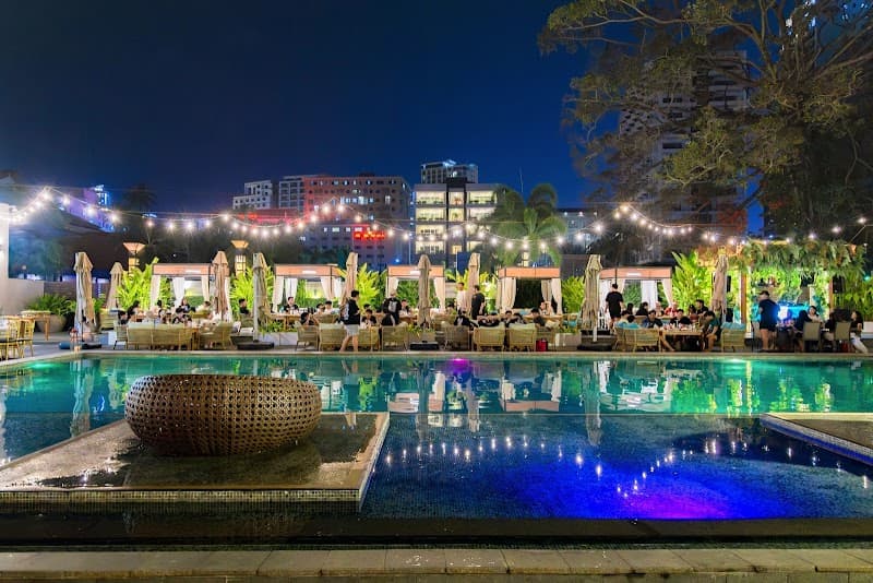 Queenco Hotel & Casino Sihanoukville photo