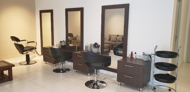 Queenies Nail Salon Luque photo