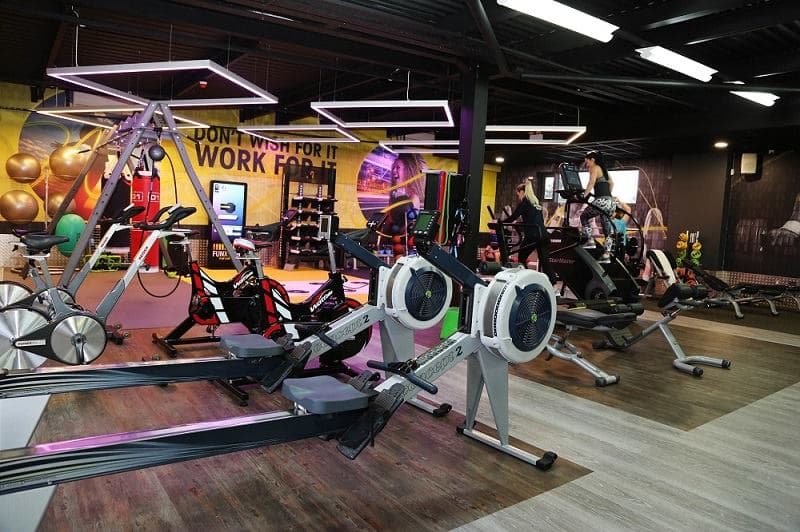 Queens of Leisure Naas photo