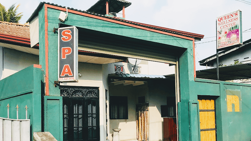 Queens Spa Gampaha District photo