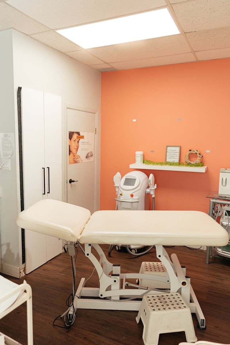 Queensland Esthetic Studio | Beauty Care & Spa Salon Calgary photo