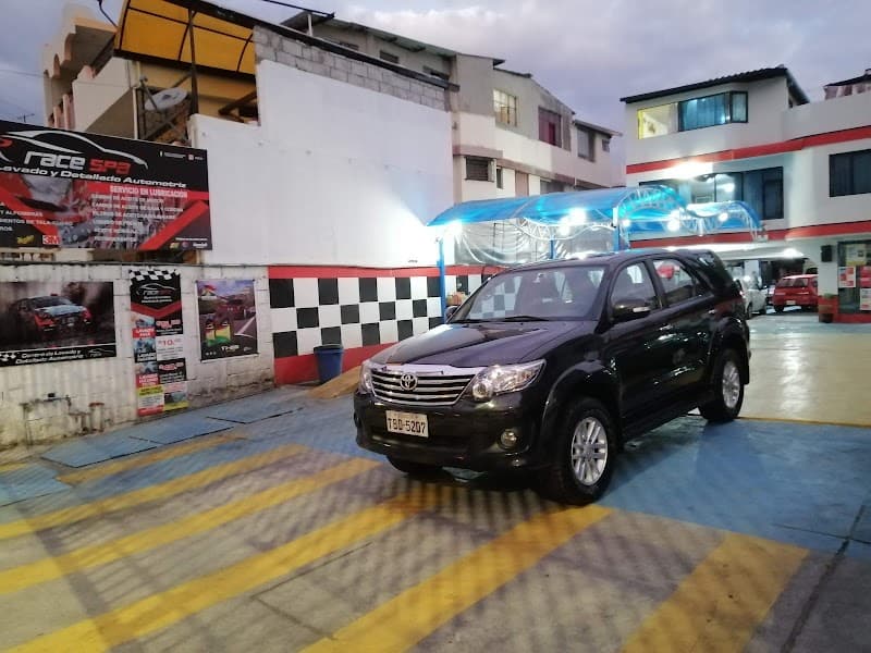 RACE SPA Centro de Lavado y Detallado Automotriz Ambato photo