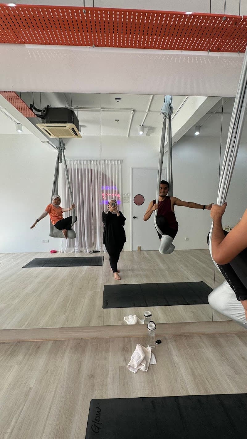 Radiant Glow Studio Kuala Lumpur photo