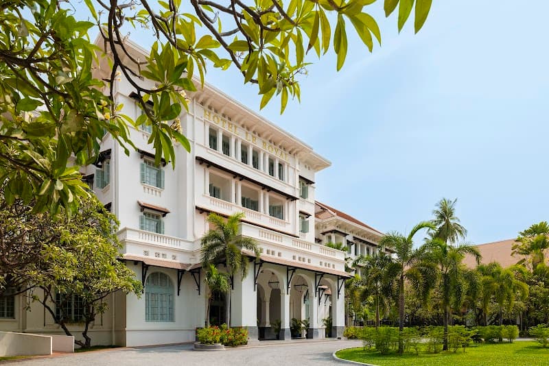 Raffles Hotel Le Royal Phnom Penh photo