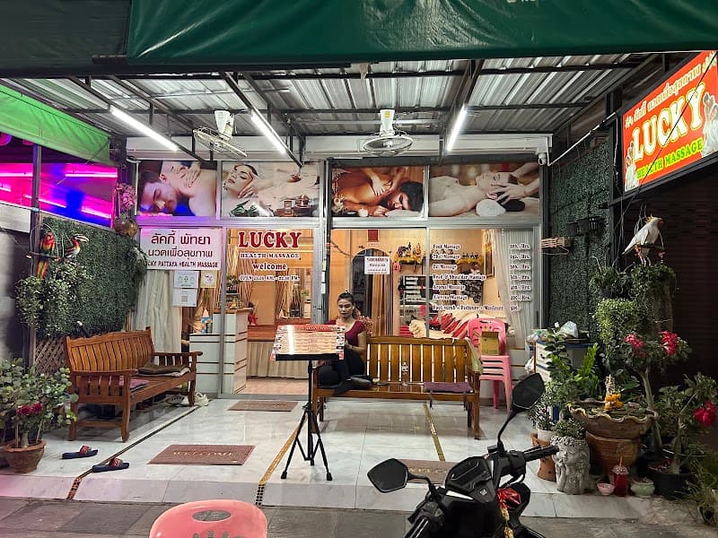Rakki Health Massage Pattaya photo