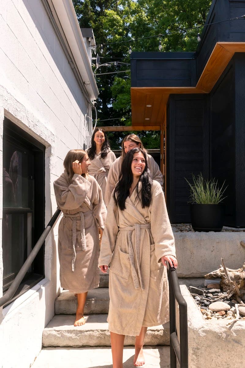 Raw Esthetics Wellness Spa Lakewood photo