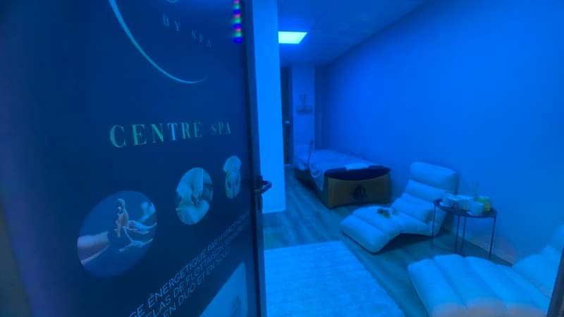 Rc By Spa Sensory Travel Cabin on Hydrotherapy Floating Mattress, Wellness and Energetic Massage Bourgoin-Jallieu photo