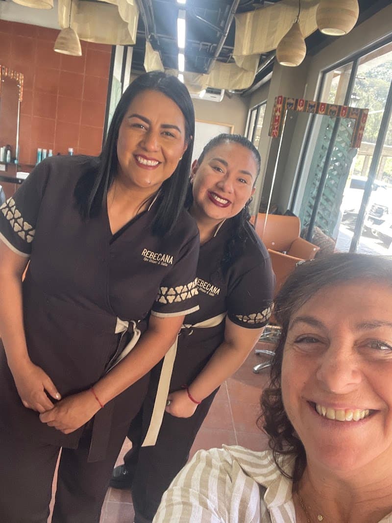 Rebecana Spa Urbano and Salon Antigua Guatemala photo
