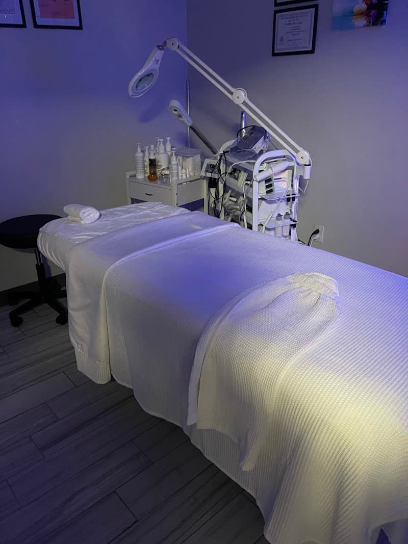 Rebecca Creation and Spa Greenburgh photo