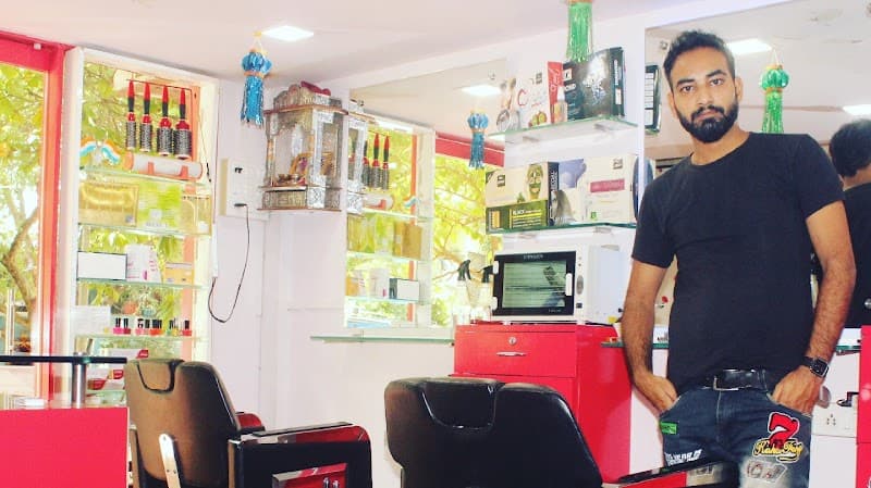 Red Rose family salon Mumbai photo