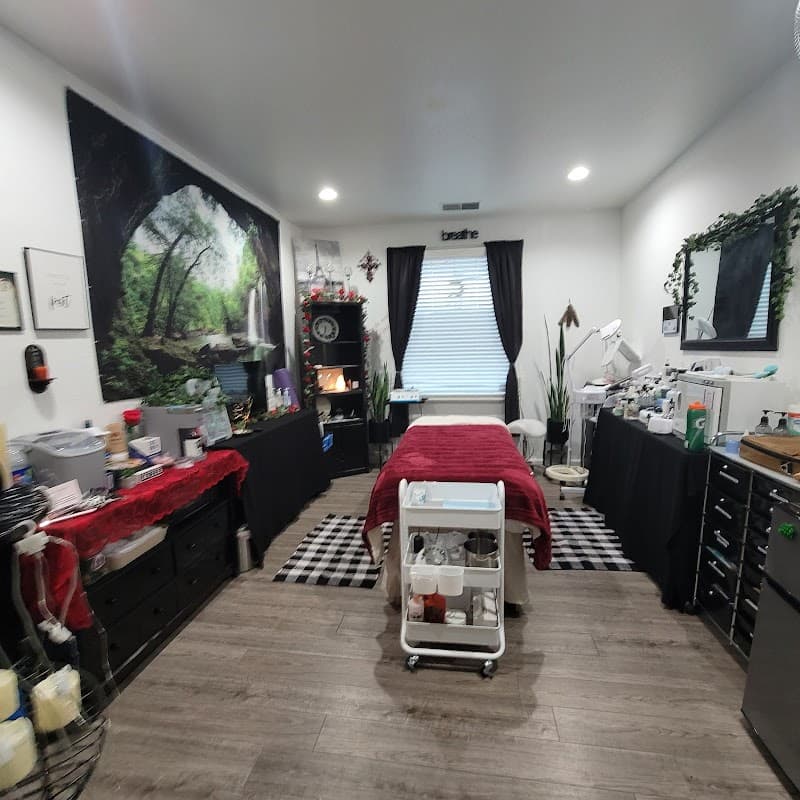 Red Rose Skin and Body Porterville photo