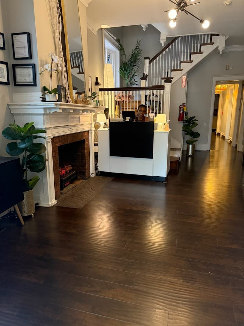 Redwood Beauty & Wellness Philadelphia photo