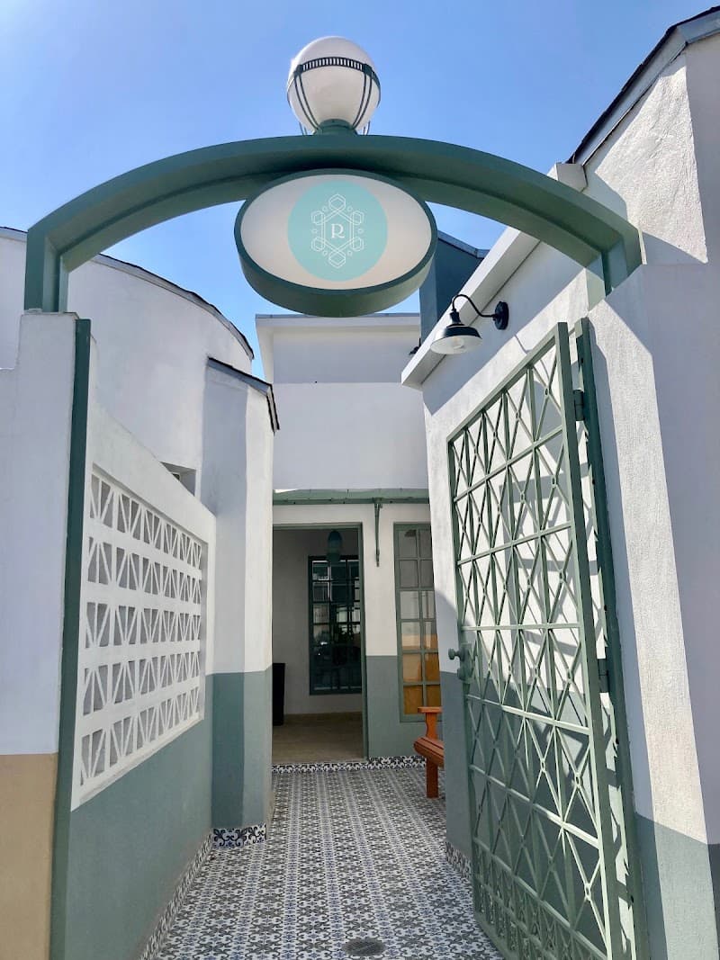 Reemerge Massage and Bodywork Tijuana photo
