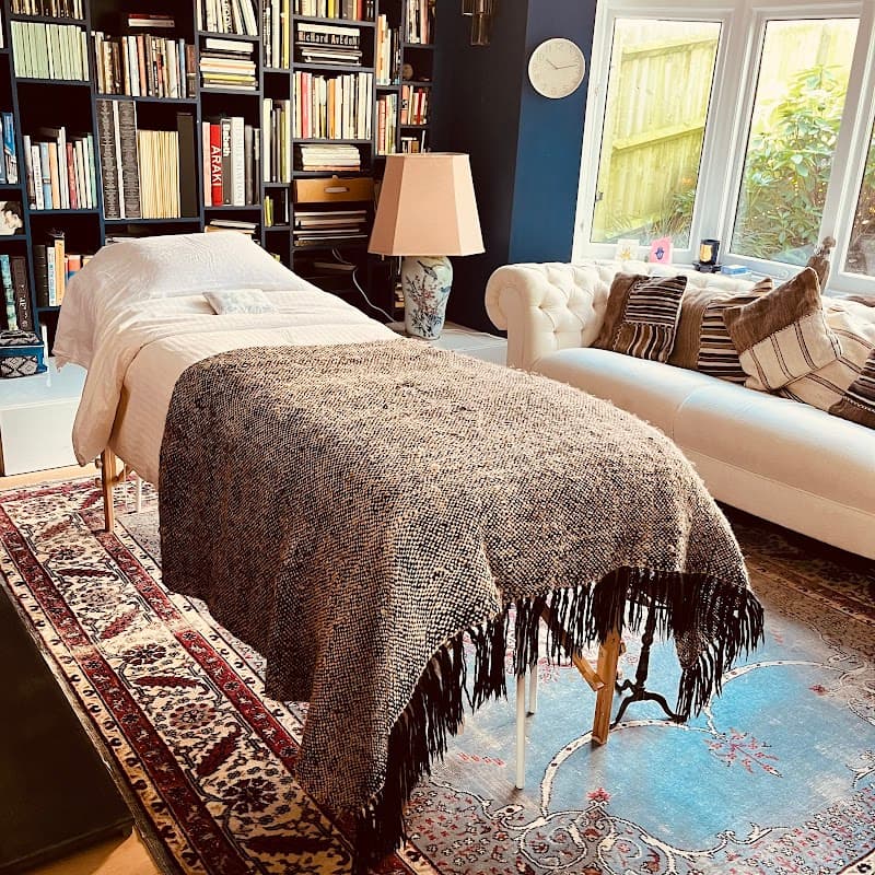 Reflexology expert London photo