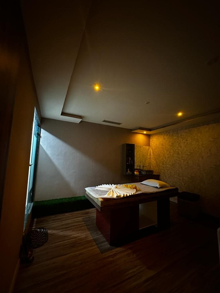 Regal Spa Nalasopara photo