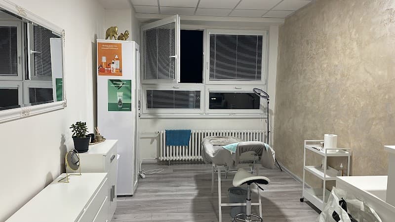 Banská Bystrica reja cosmetics photo