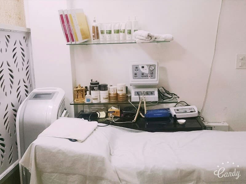 Rejuvena Skin and Beauty Clinic Delhi photo
