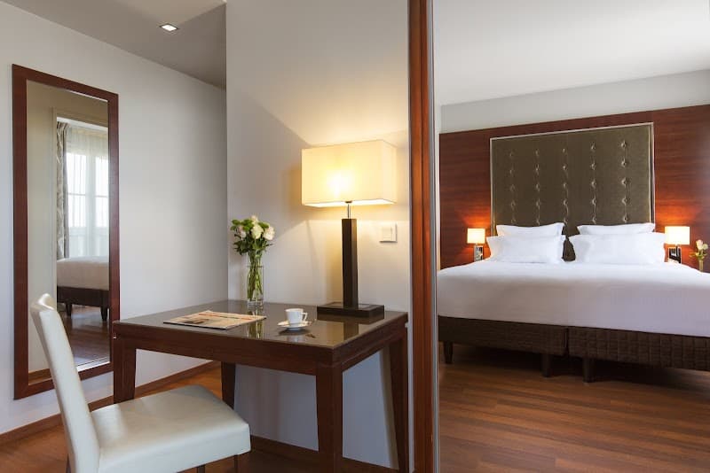 Relais Spa Paris photo