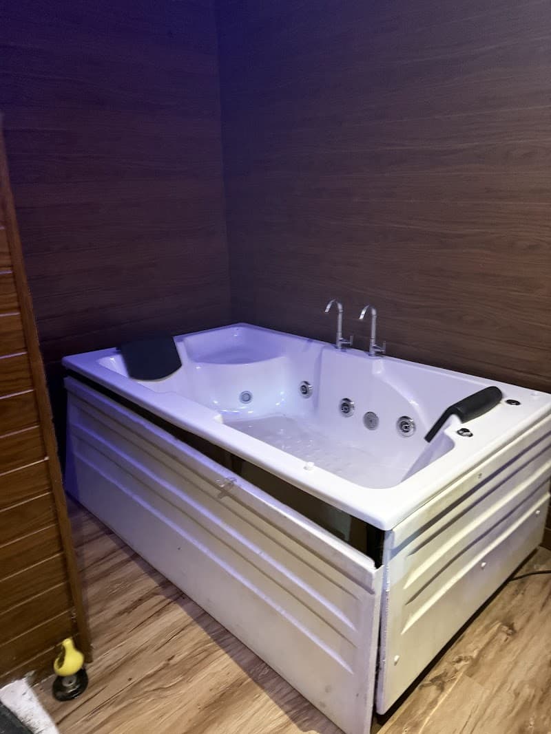 Relaxo Thai Spa Pune photo