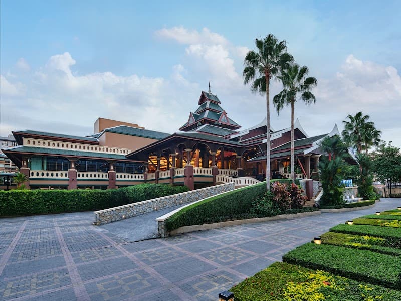 Phuket renovarte photo