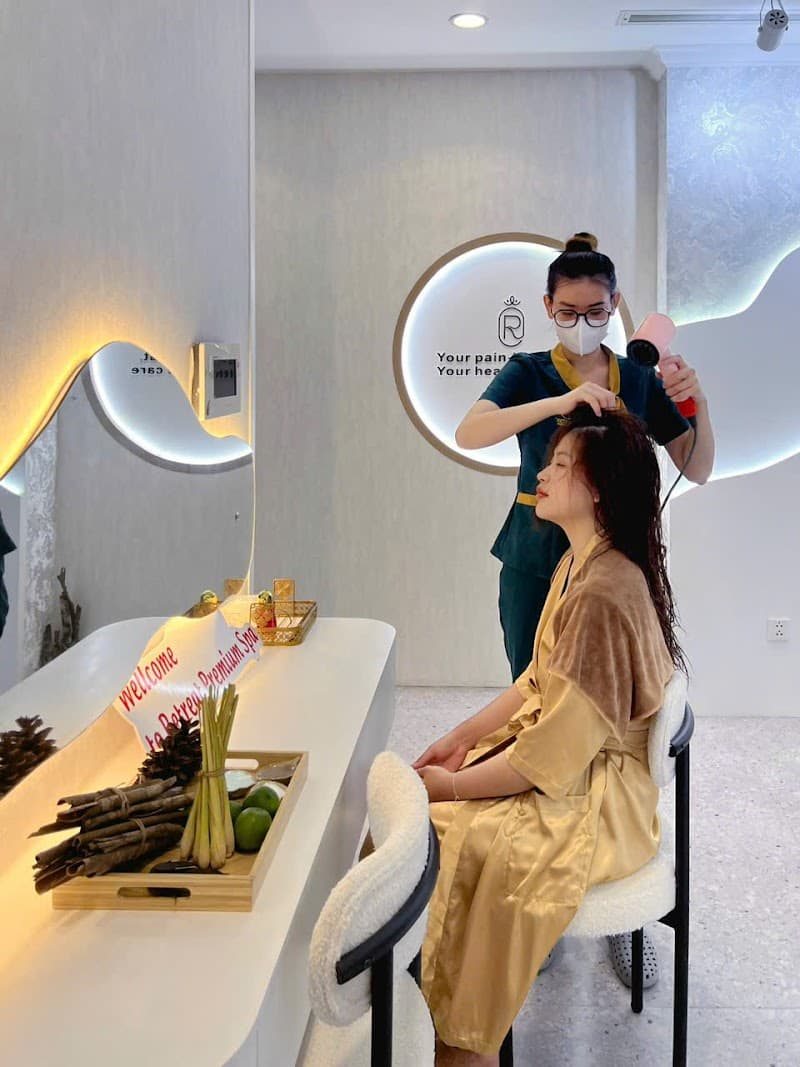 Retreat Premium Spa Quận Bình Thạnh photo