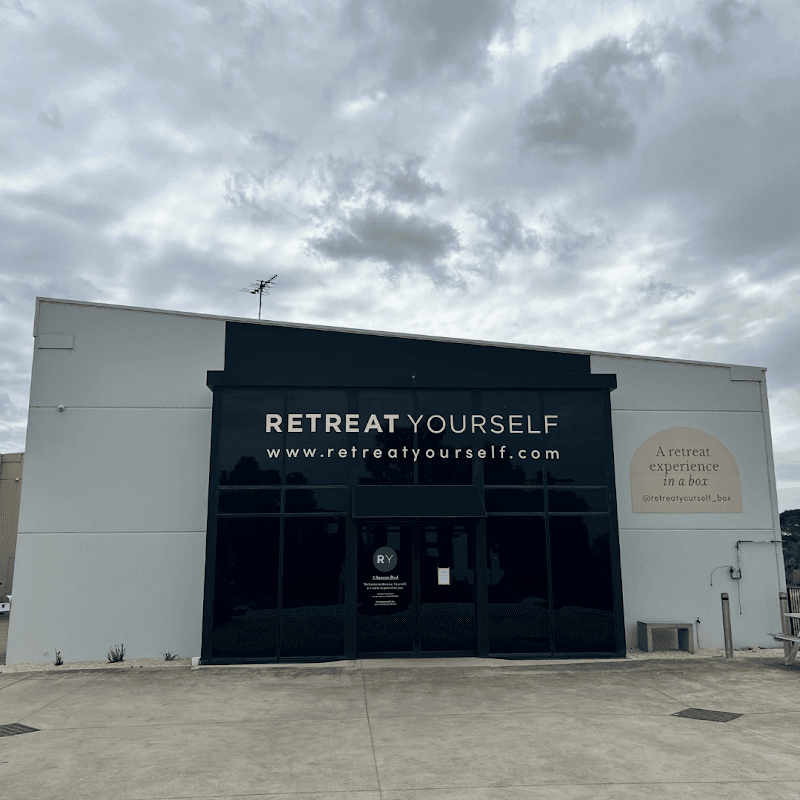 Retreat Yourself Box Torquay photo