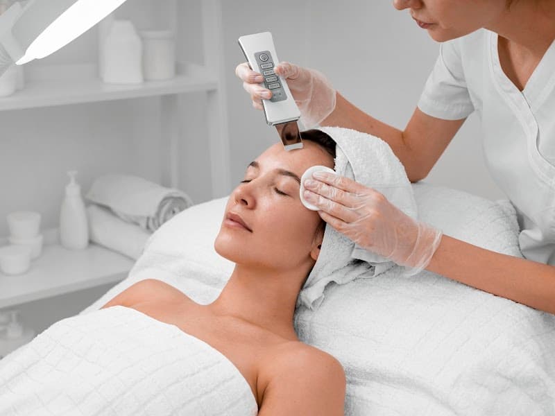 Revive Holistics & Beauty Grantham photo