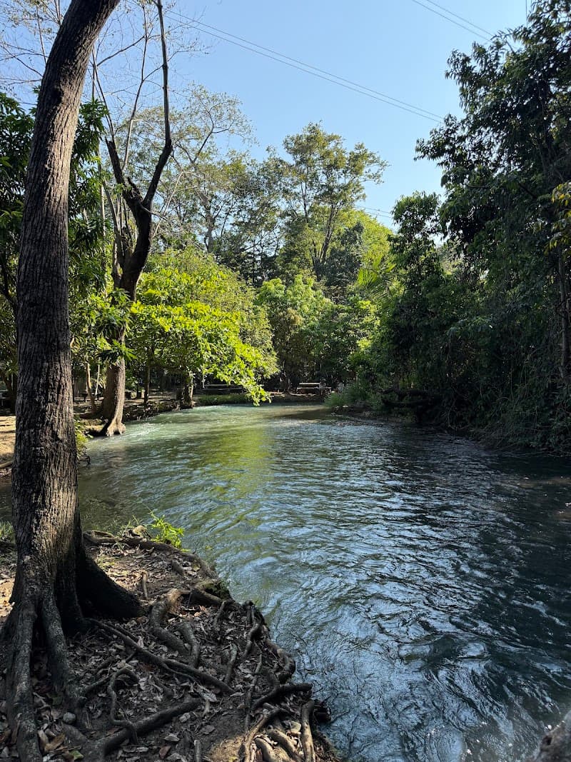 Rio Zarco, Balneario El Estor, Guatemala. photo