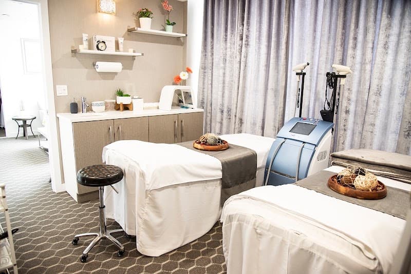 RM Aromatherapy & Skin Care Flushing photo