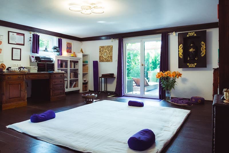 Romana Brunner, Shiatsu Praktikerin Wien photo