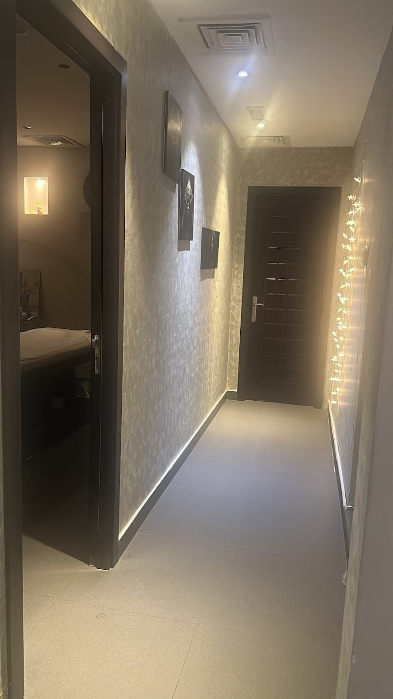 Romantic Spa Business Bay Dubai photo