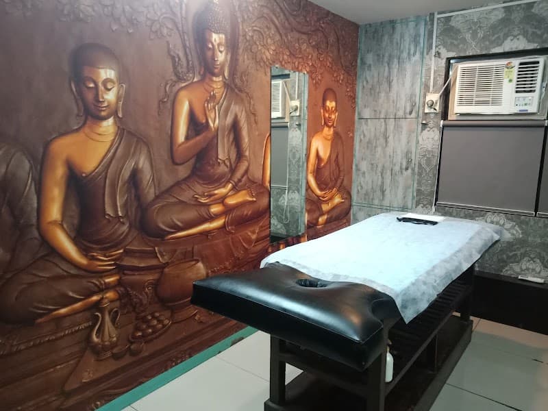 Roms Thai Spa Vadodara photo