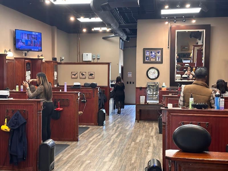 Roosters Mens Grooming Center Henderson photo