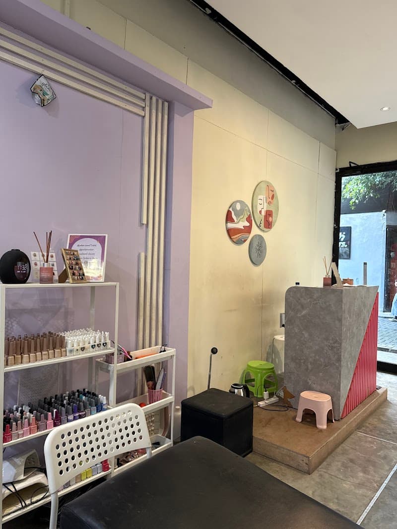 Roosye Salon Bandung Kota photo