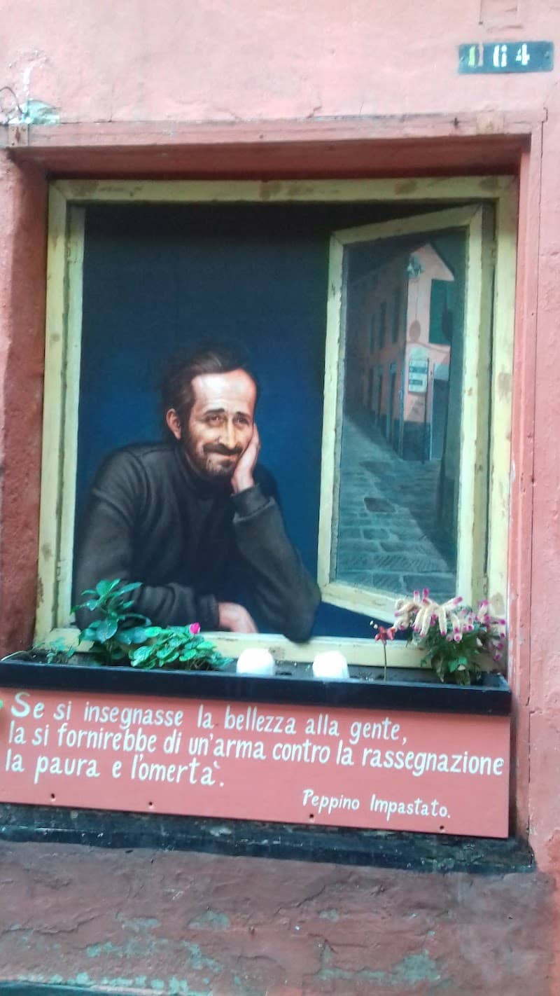 Rosa Genova photo