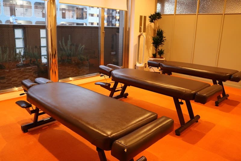 Routing Life Conscious Studio and Cafe Kobe City Higashinada Ward photo