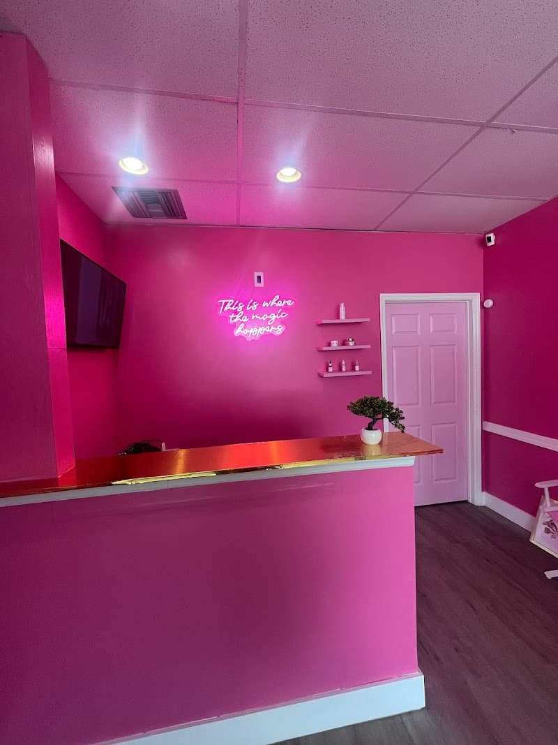 Royal Touch Salon Pompano Beach photo