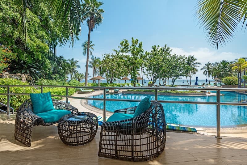 Royal Wing Suites & Spa Pattaya photo