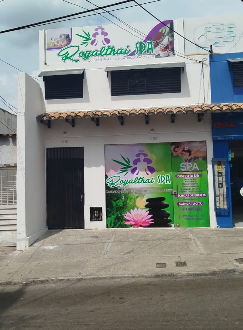 Royalthai Piedecuesta photo