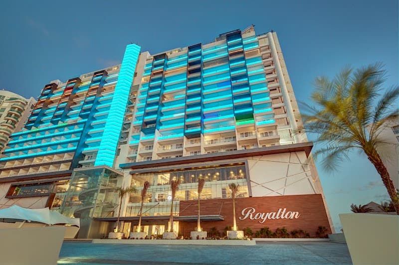Royalton CHIC Cancun, An Autograph Collection All-Inclusive Resort - Adults Only photo