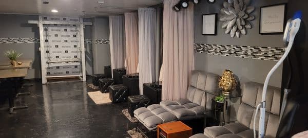 Royalty Luxury Spa St Louis photo