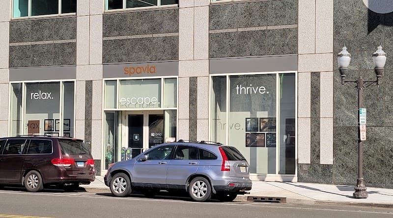 RoyaLux Day Spa & Body Wrap Bar Stamford photo