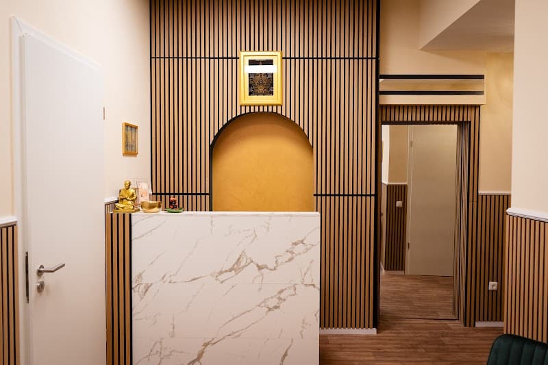 Rűa-Tong Traditionelle Thailändische Massage Köln photo