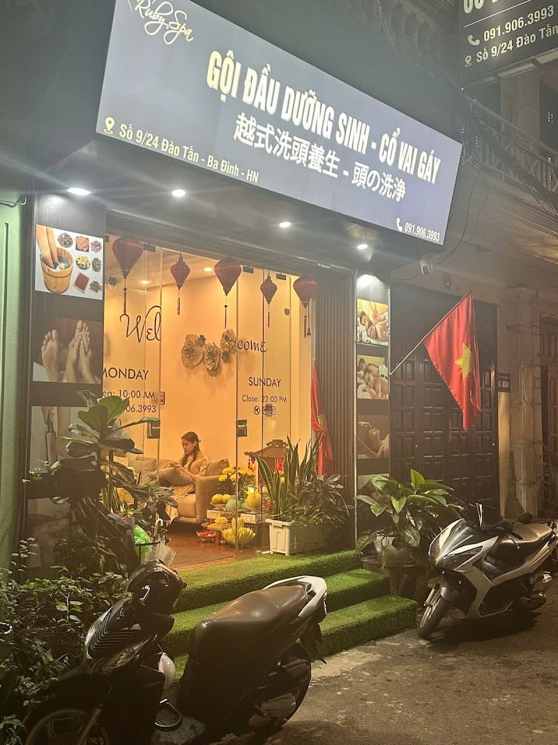 Ruby's World Spa Quận Ba Đình photo