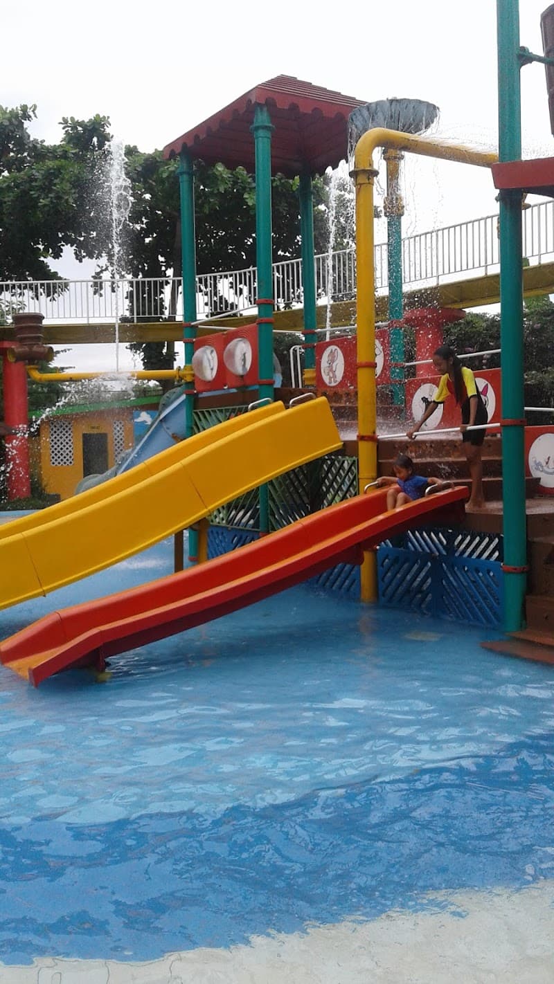 Rumah Pohon Spa Mataram photo