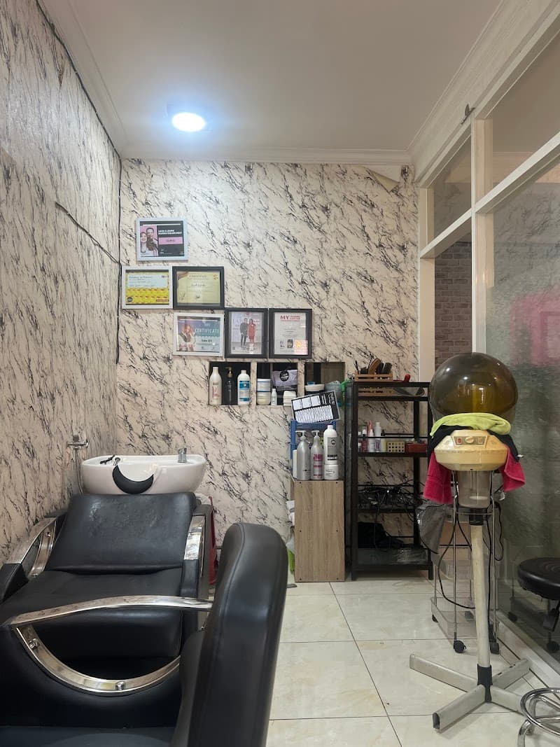 Rumah Qu Salon Spa Malang Kota photo