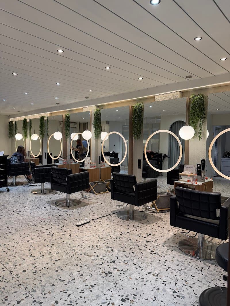 Saffron Salon Bandung Kota photo