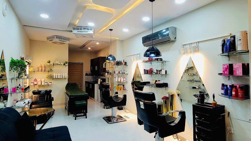 Saima Luxurious Spa Tehsil Lahore City photo