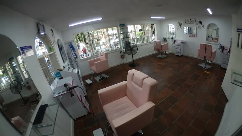 Sala De Belleza Betty Lorica photo